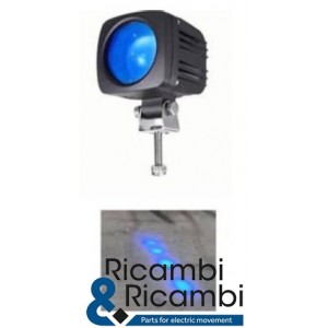 Bluespot light 4 flashes...